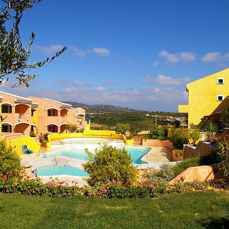 Appartamenti Residence Zodiaco Porto Pozzo Zewnętrze zdjęcie