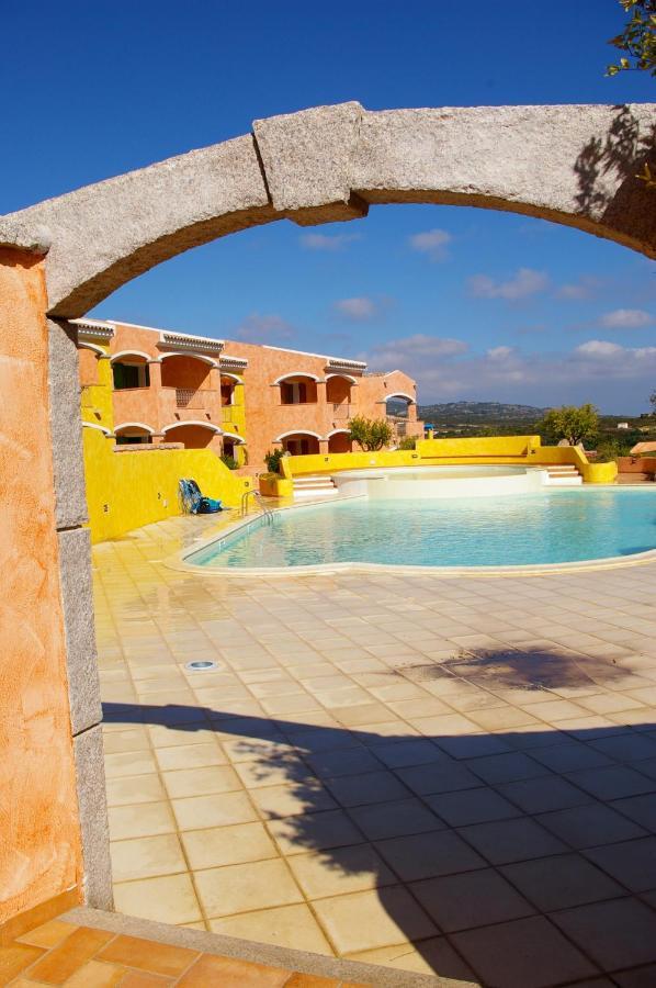Appartamenti Residence Zodiaco Porto Pozzo Zewnętrze zdjęcie